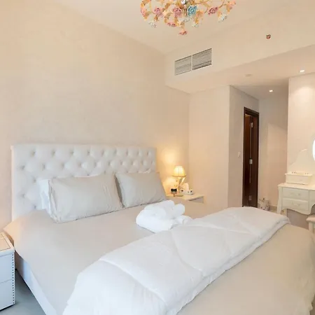 Downtown Dubai, Luxury 2 Bed 2 Bath Apartment - Pool, Gym, Aircon, Parking - Views Of The Dubai Fountain & Burj Khalifa Esterno foto