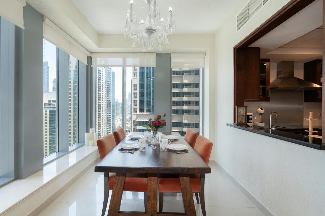Appartement Downtown Dubai, Luxury 2 Bed 2 Bath - Pool, Gym, Aircon, Parking - Views Of The Fountain & Burj Khalifa